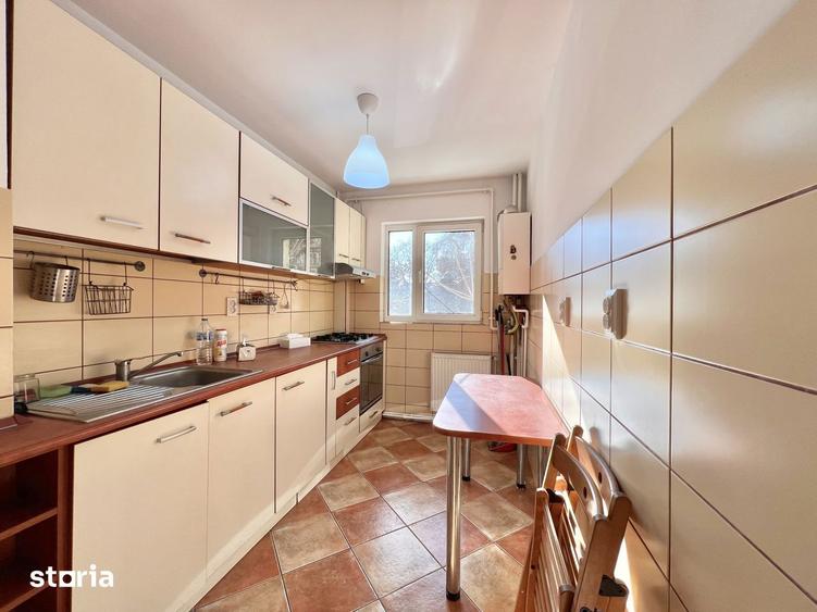 Apartament cu 3 camere, mobilat în Vatra Luminoasă