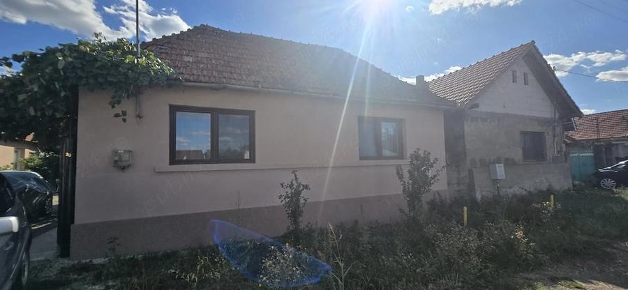 Casă cu 3 camere cu Teren 7273 Mp în Țețchea