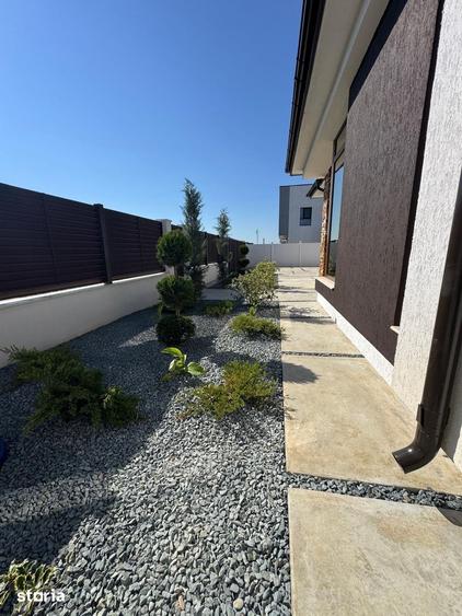 Casă cu 6 camere cu Teren 500 Mp în Clinceni