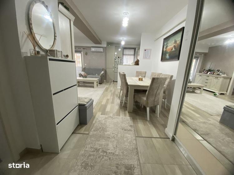 Apartament cu 3 camere în Calea Moldovei