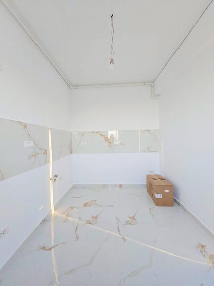 Apartament cu 3 camere decomandat în Dobroești