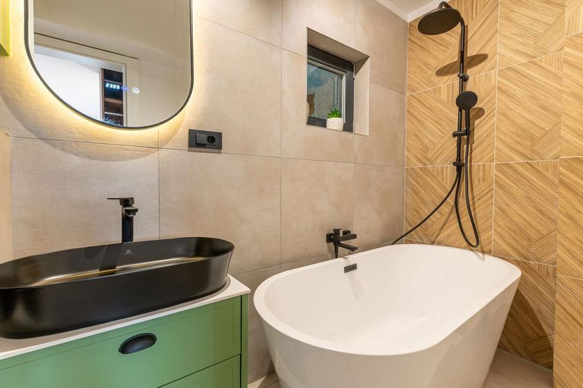 Apartament cu 4 camere decomandat, mobilat în Zorilor