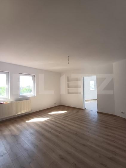 Apartament cu 2 camere semidecomandat în Nord-Vest — fotografia 3