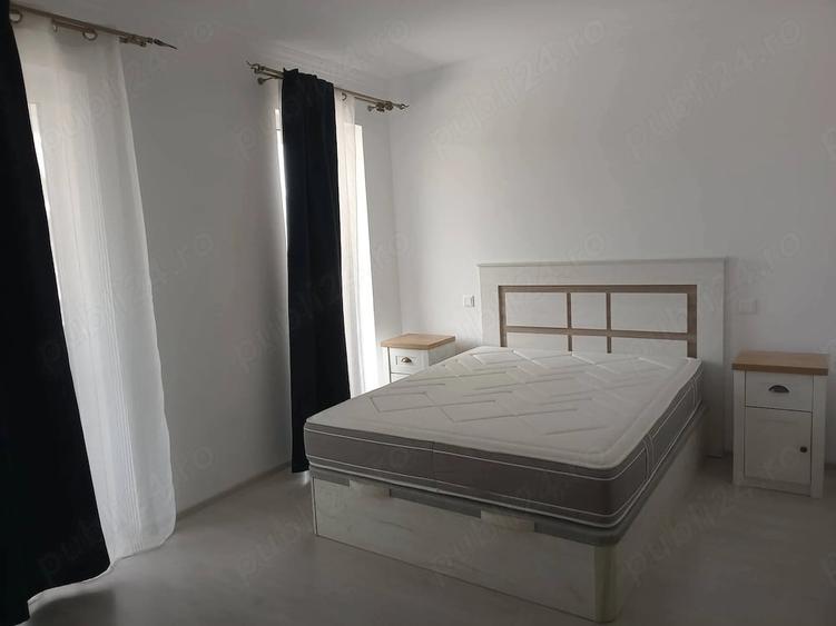 Apartament cu 3 camere semidecomandat în Iris