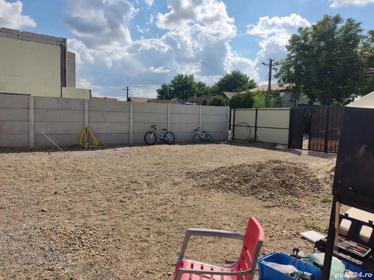Casă cu 2 camere cu Teren 318 Mp în Central