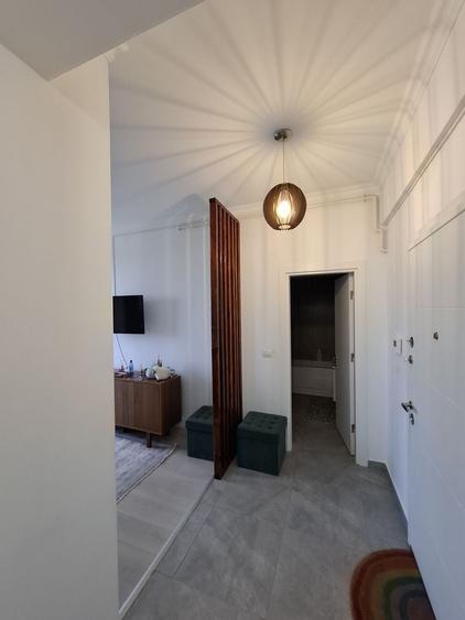 Apartament cu 2 camere decomandat, mobilat în Groapa