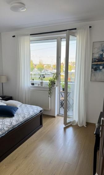 Apartament cu 3 camere semidecomandat, mobilat în Florești — fotografia 2