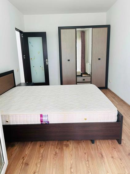 Apartament cu 2 camere decomandat în Florești