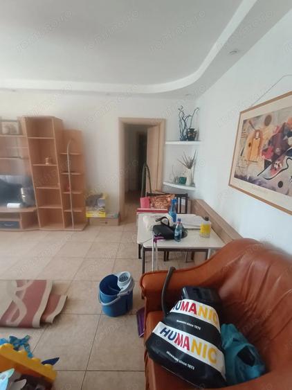 Apartament cu 2 camere semidecomandat în Romană