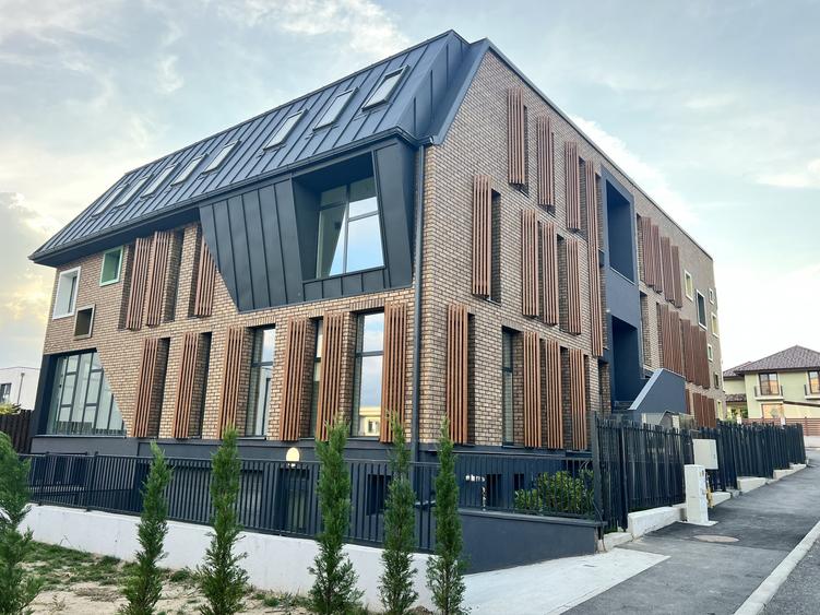 Spațiu comercial, de 1,578 mp, în Dâmbul Rotund