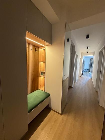 Apartament cu 3 camere în Gruia