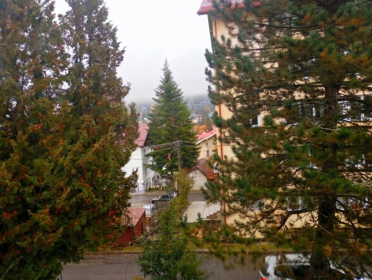 Casă cu 6 camere cu Teren 749 Mp în Predeal