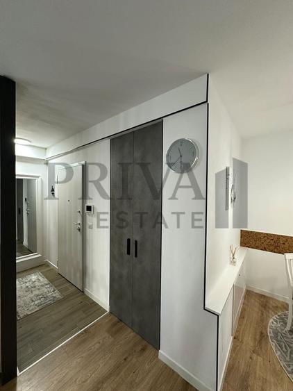 Apartament cu 2 camere semidecomandat, mobilat în Torontalului