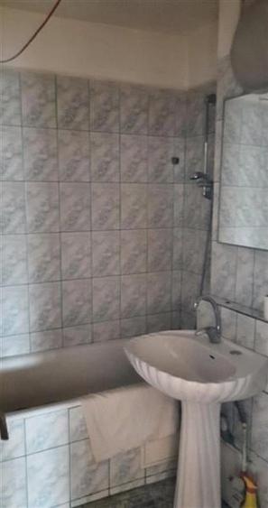 Garsonieră decomandată în Berceni
