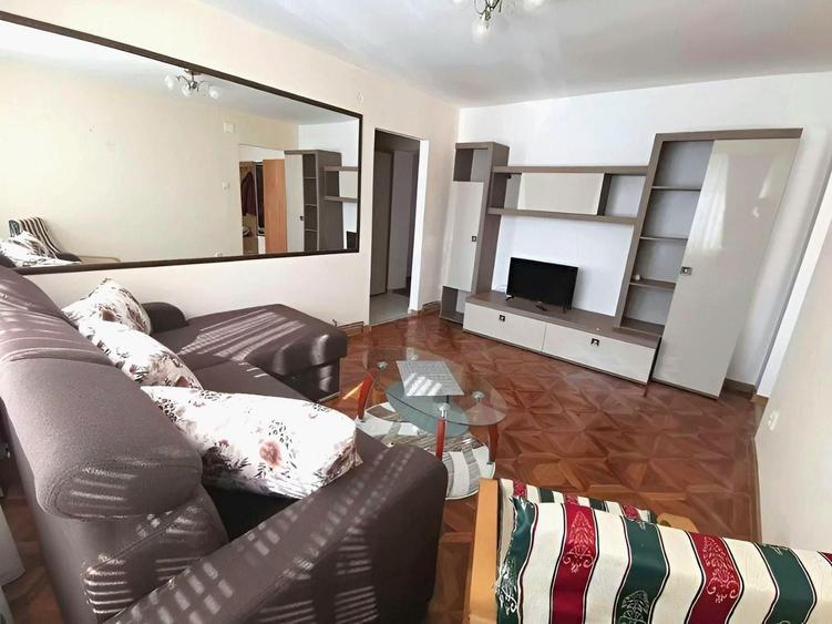 Apartament cu 2 camere în Cetate