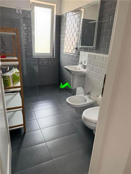 Apartament cu 4 camere decomandat în Hipodrom 3