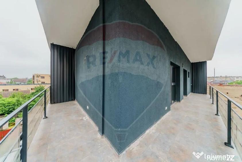 Apartament cu 2 camere semidecomandat în Intim