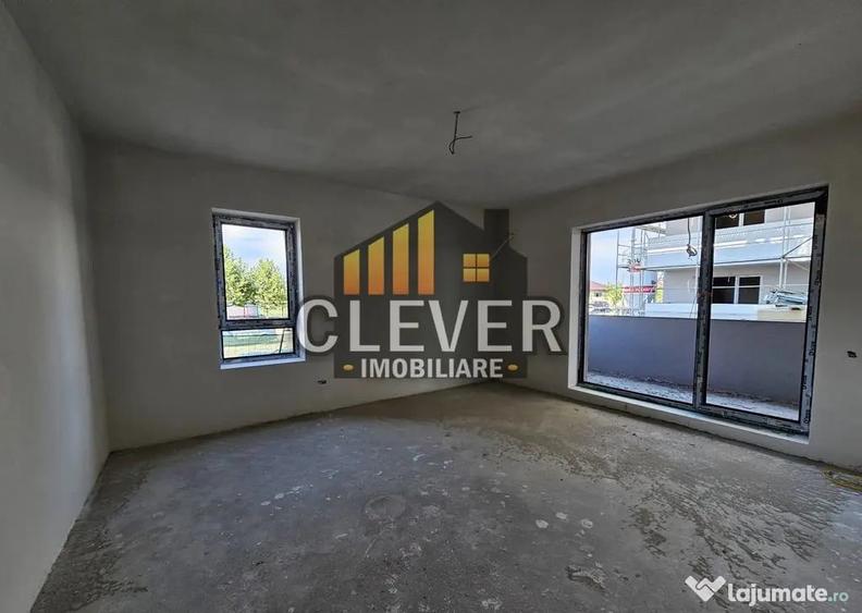 Apartament cu 3 camere decomandat în Titan