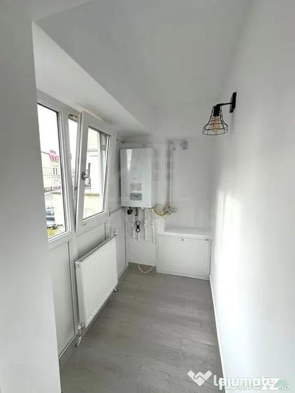 Apartament cu 4 camere decomandat în Ultracentral