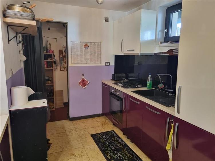 Casă individuală cu 4 camere cu Teren 400 Mp în Central