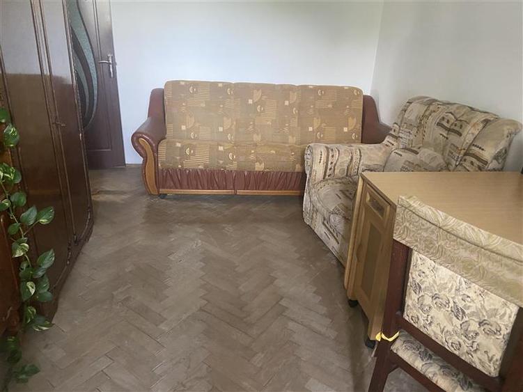 Apartament cu 2 camere decomandat, mobilat în Sud