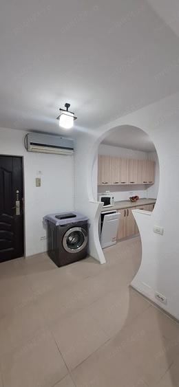 Apartament cu 2 camere decomandat în Sud