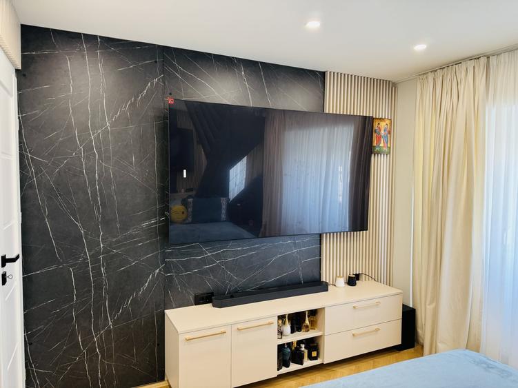 Apartament cu 2 camere decomandat, mobilat în Soarelui