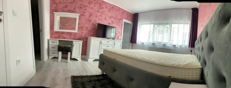 Casă individuală cu 5 camere cu Canalizare în Someșeni