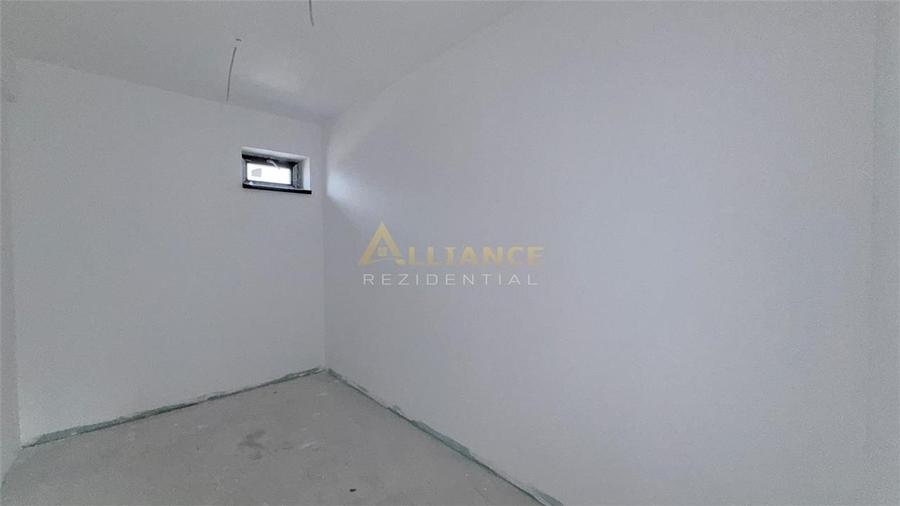 Casă individuală cu 5 camere cu Teren 530 Mp în Berceni