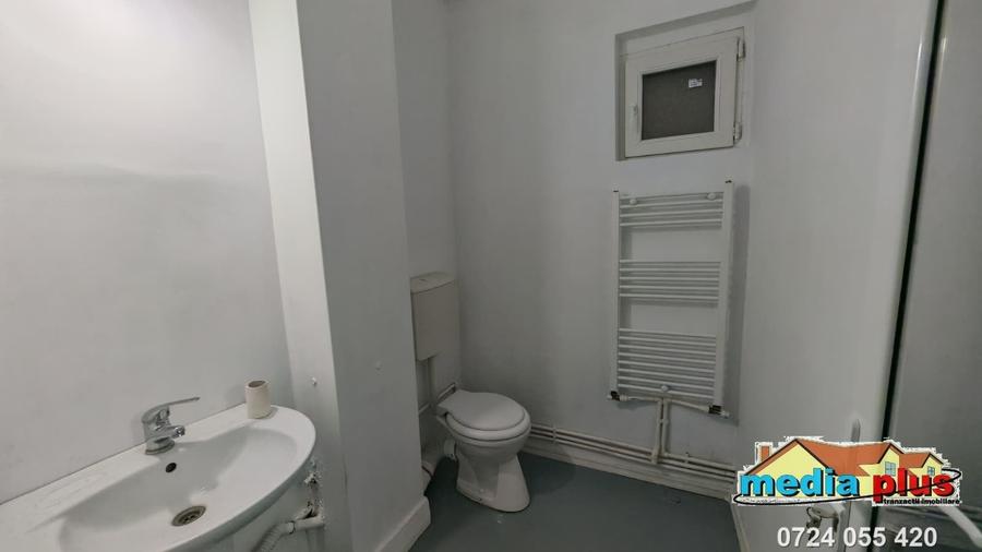 Apartament cu 3 camere decomandat în Țiglina 1