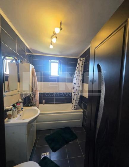 Apartament cu 2 camere semidecomandat, mobilat în Universității
