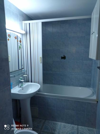 Apartament cu 4 camere decomandat în Sânmartin