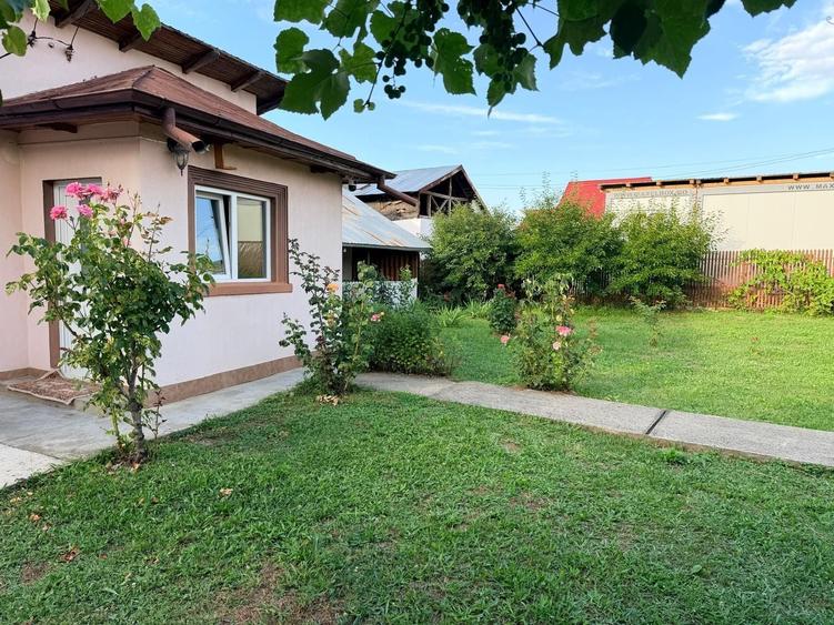 Casă cu 2 camere în Slătioarele