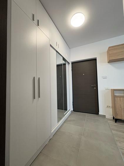 Apartament cu 2 camere semidecomandat, mobilat în Drumul Taberei