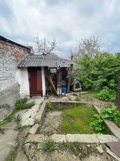Casă individuală cu 4 camere cu Canalizare în Nord