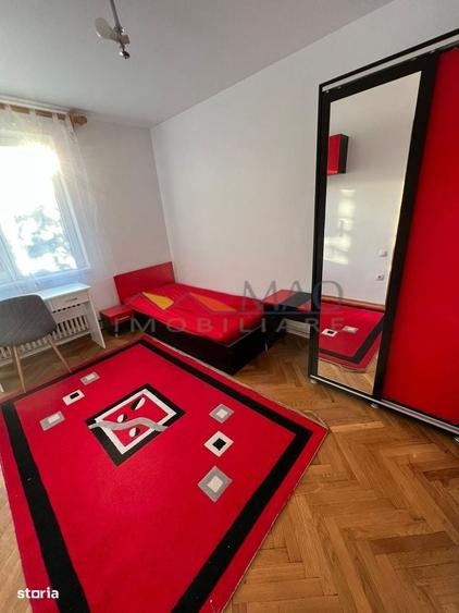 Apartament cu 4 camere decomandat în Cornișa