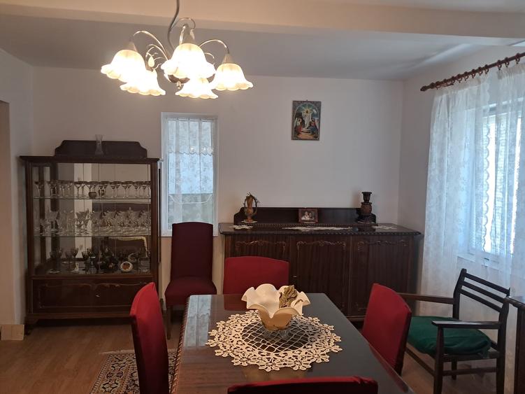 Casă cu 3 camere cu Canalizare în Cuculeasa