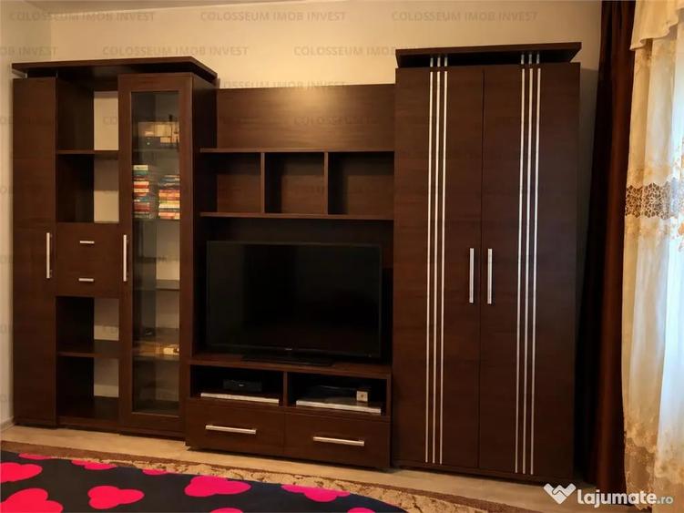 Apartament cu 3 camere decomandat în Uzina 2