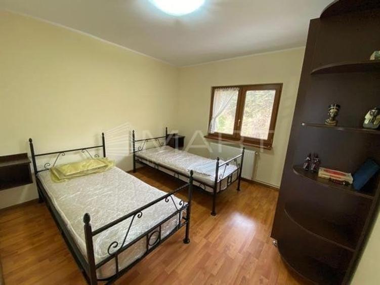 Apartament cu 3 camere în Județean