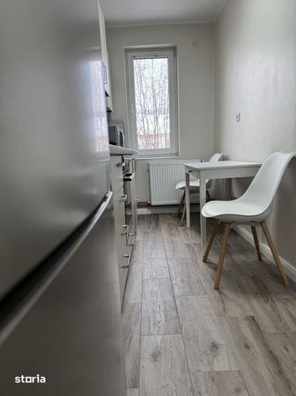 Apartament cu 3 camere în Progresul