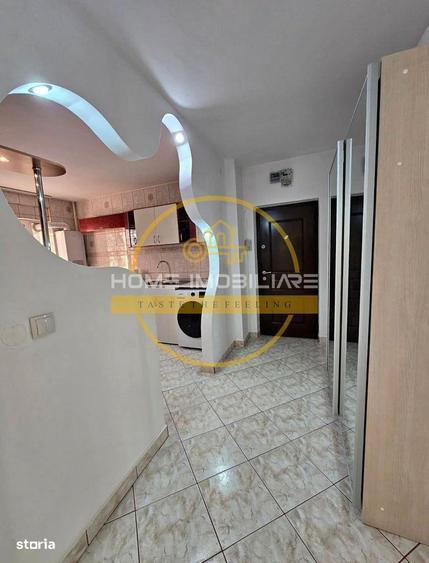 Apartament cu 3 camere decomandat, mobilat în Podu Roș