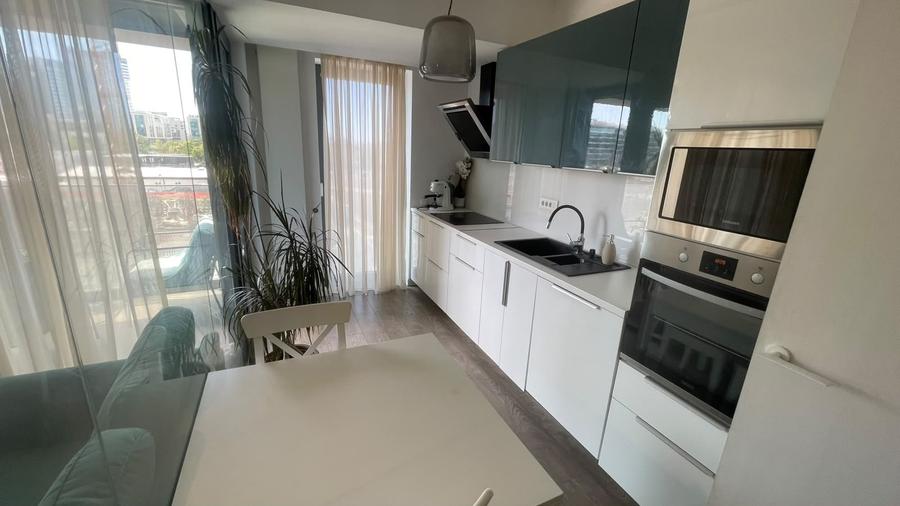 Apartament cu 2 camere decomandat, mobilat în Aviației