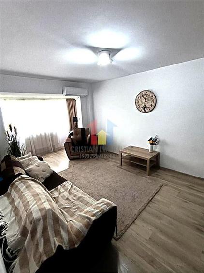 Apartament cu 3 camere decomandat în Gării