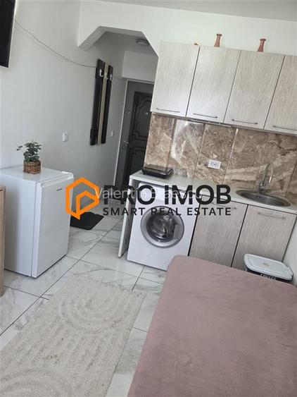 Garsoniera cf 3 decomandata zona Spiru Haret