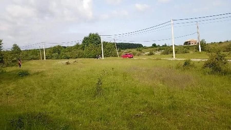 Teren de 2200 mp, în Cârțișoara