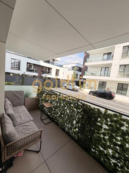 Apartament cu 3 camere semidecomandat, mobilat în Pipera