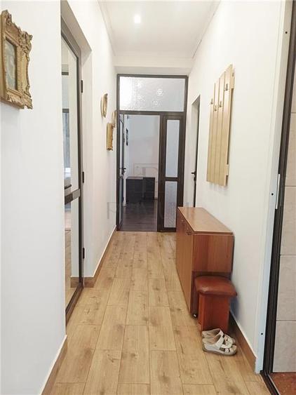 Apartament cu 3 camere decomandat, mobilat în Iosefin