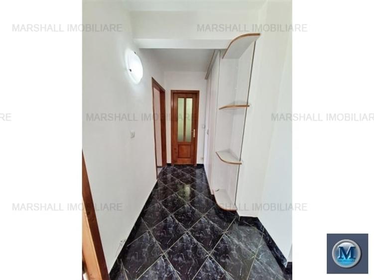 Apartament cu 3 camere decomandat, mobilat în Cioceanu