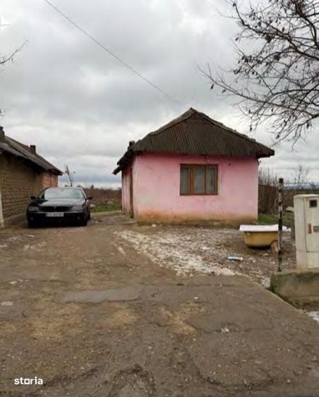 Casă în Apa