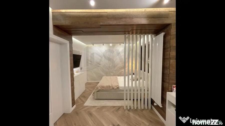 Apartament cu 5 camere semidecomandat în Cișmigiu
